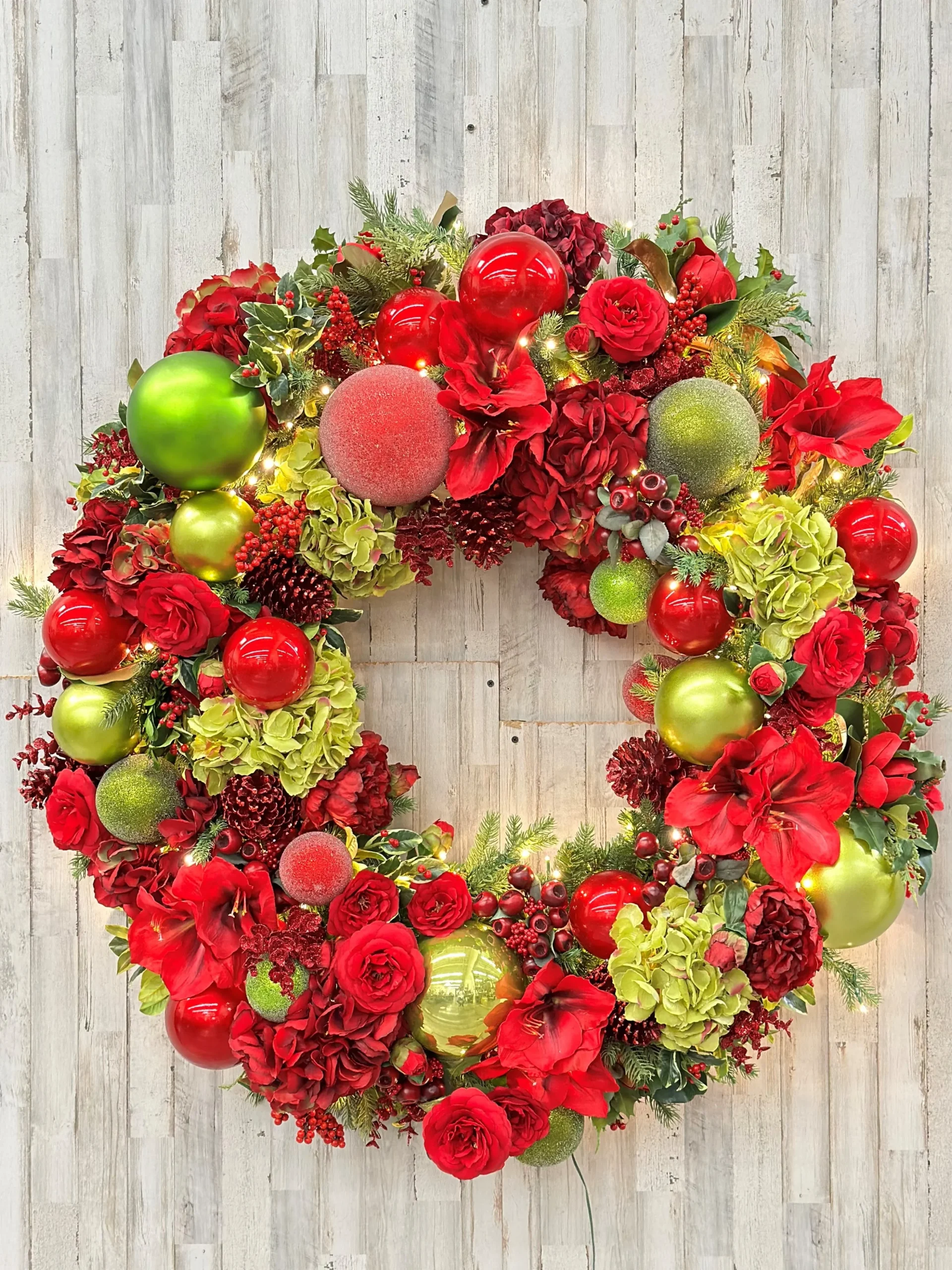 American Holiday Deluxe Wreath 42"