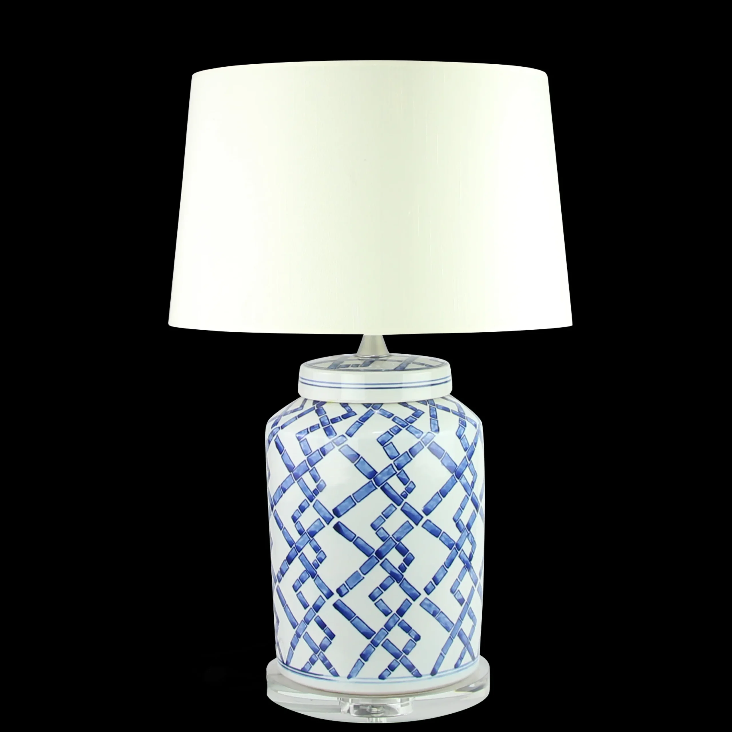BLUE AND WHITE CERAMIC JAR TABLE LAMP 17"