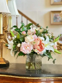 Cafe Au Lait Combo in Cut Vase 17"