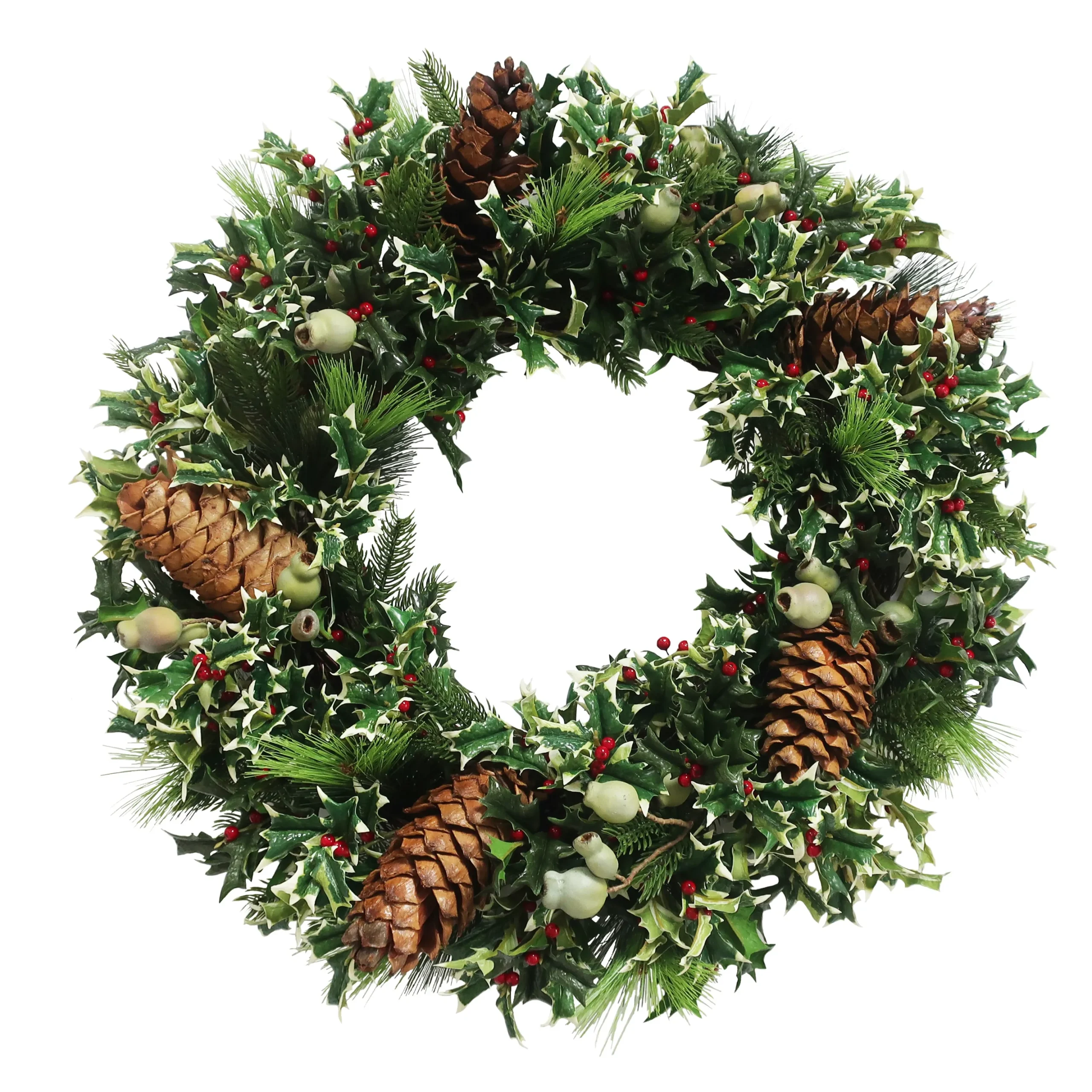 Pointed Holly Wreath 30"