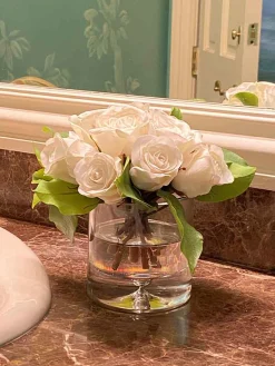 Rose Bouquet in Vase 8
